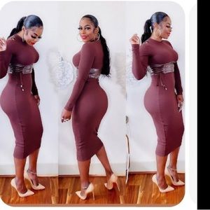 Brown sweater dress with leather belt details,with lacing effect.cute for fall💣